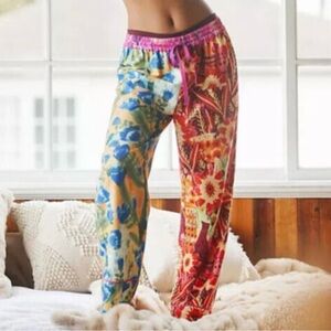NWT Roeqiya Fris Garden Bloom Flannel Pajama Pants by Anthropologie | Size Large